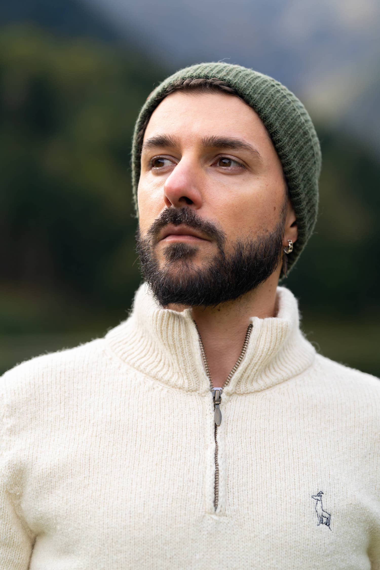 bonnet homme éthique et responsable, vert, en laine des Pyrénées et coton recyclé ♻️, made in France 🇫🇷, maison izard