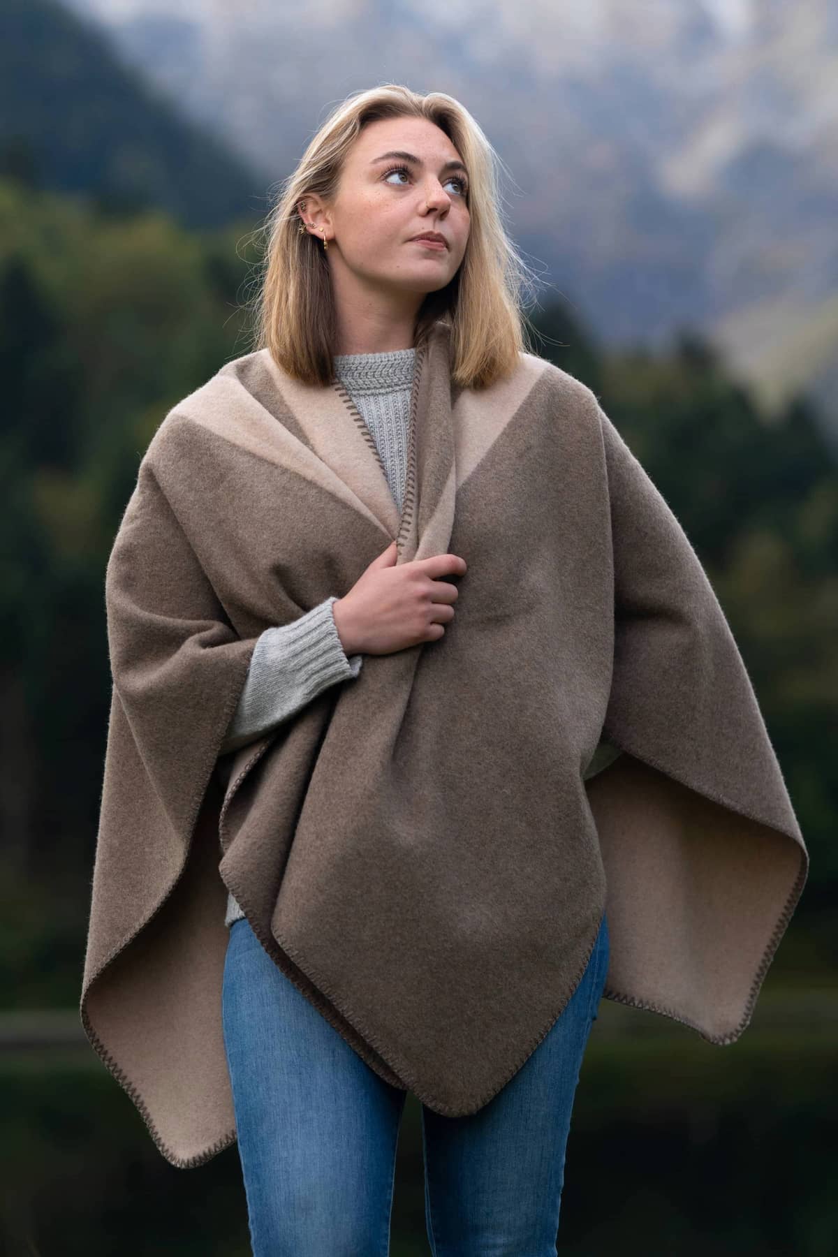 Manteau Poncho Cape Femme Cape Rayée Ludeto Femme Marron Beige