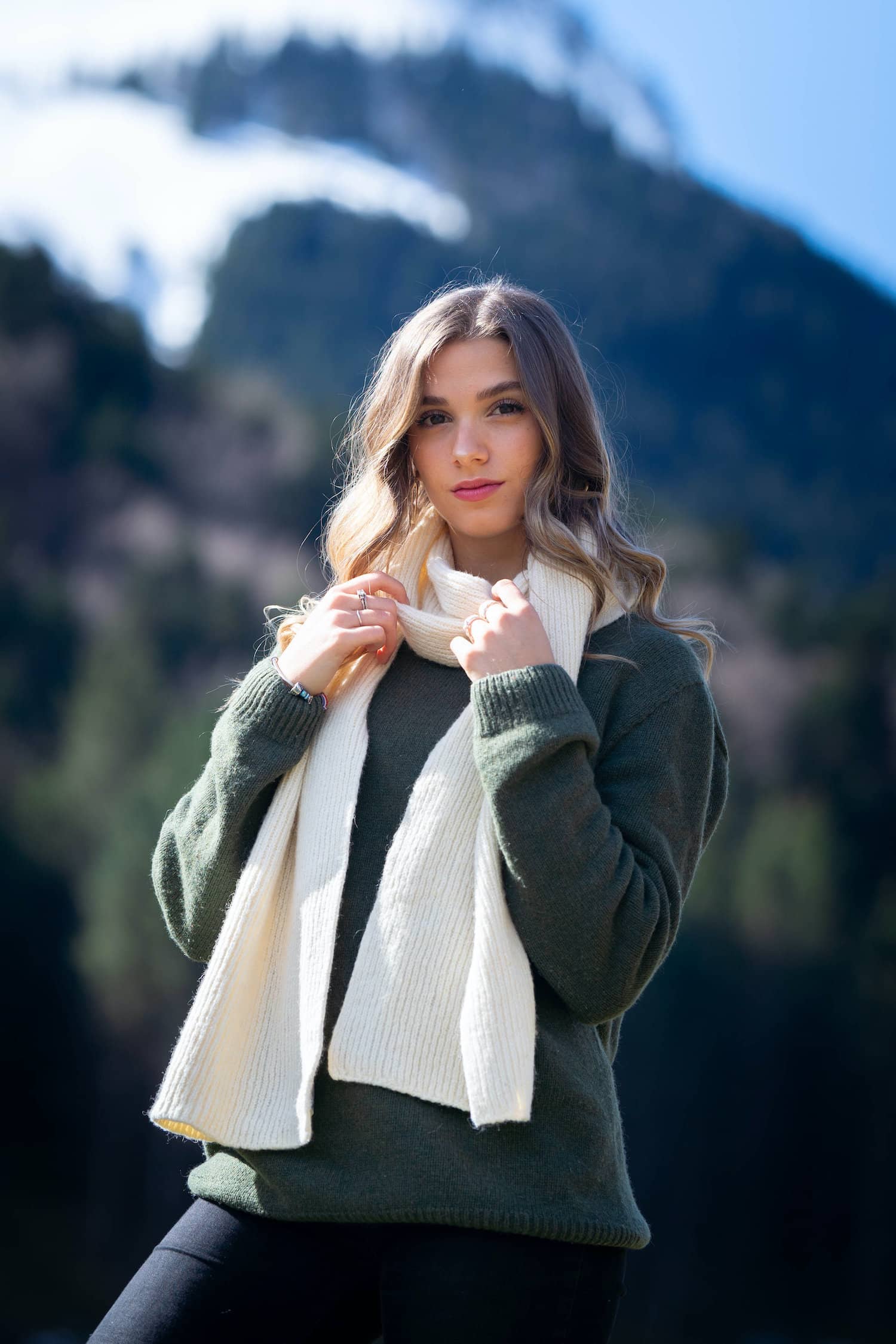 écharpe mixte éthique et responsable, blanc écru, en laine des Pyrénées et coton recyclé, made in France, maison izard