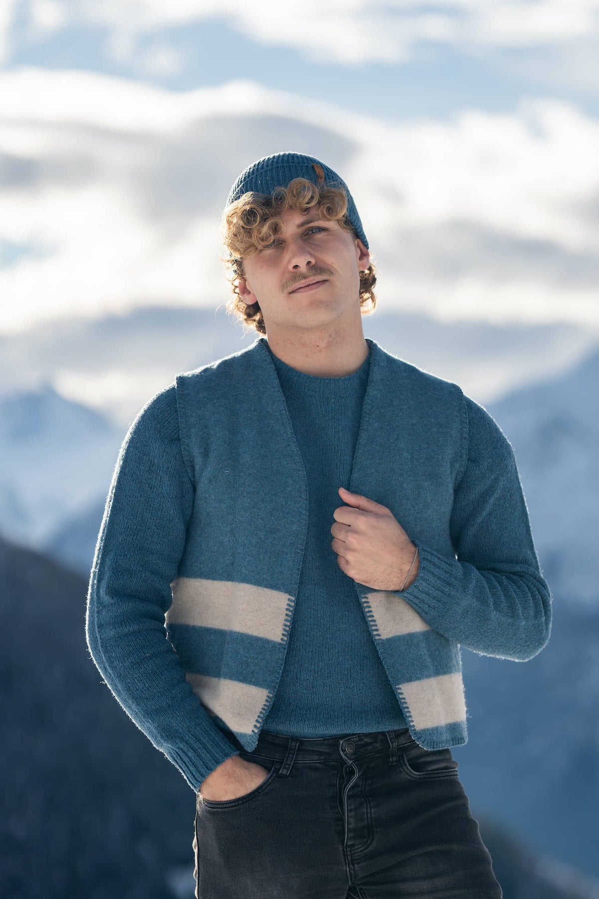 Gilet Bleu En Vraie Laine - Taille 38 - Occasion Très Bon état