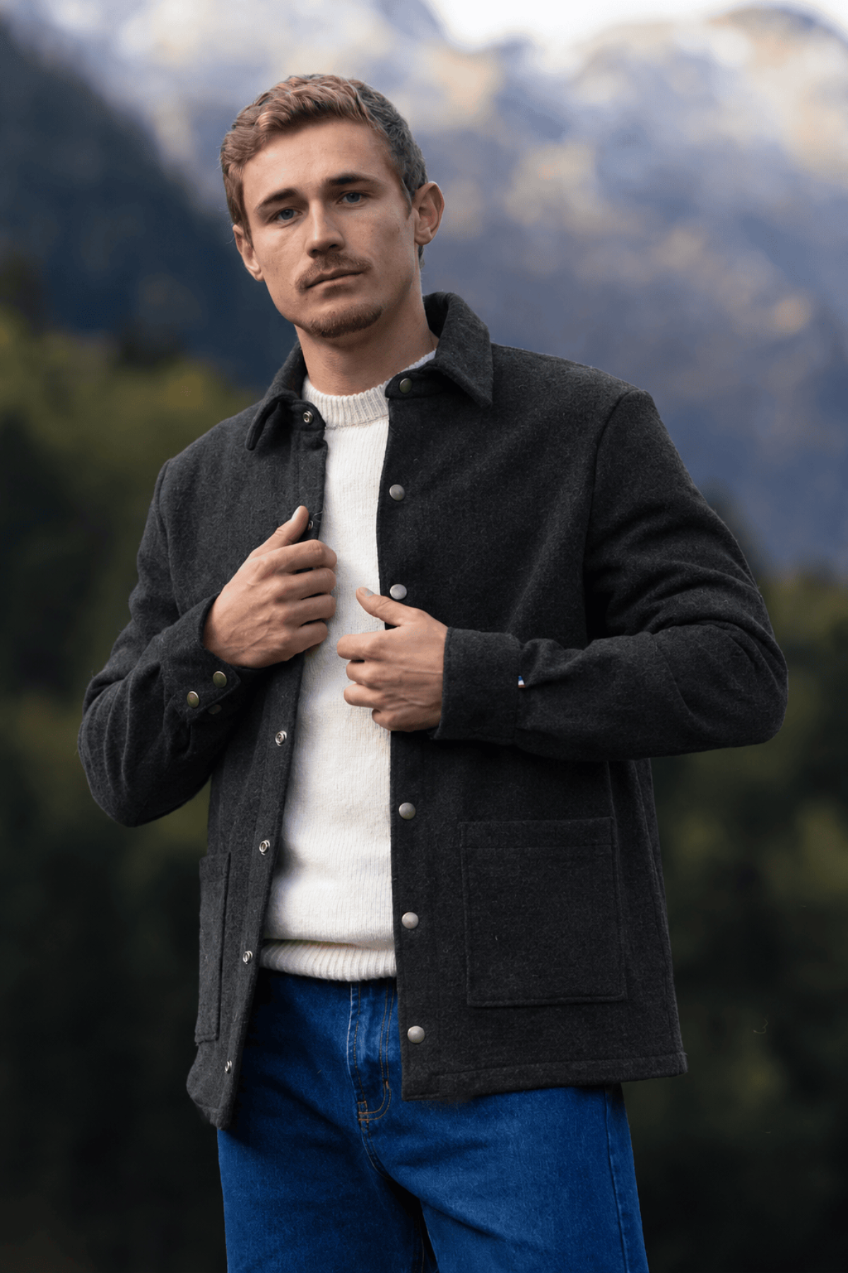 Surchemise homme femme OBRADOR en laine recyclée gris anthracite Minerai, fabriquée en France