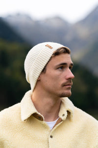 bonnet homme éthique et responsable, écru blanc, en laine des Pyrénées et coton recyclé ♻️, made in France 🇫🇷, maison izard