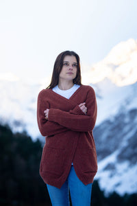 gilet femme éthique et responsable, cognac, en laine des Pyrénées et coton recyclé, made in France, maison izard