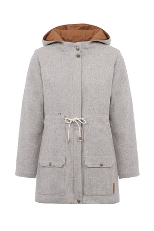 Manteau parka femme éthique et responsable ♻️, gris clair, en 100% laine des Pyrénées et doubure coton, déperlant, capuche, made in France 🇫🇷, maison izard.