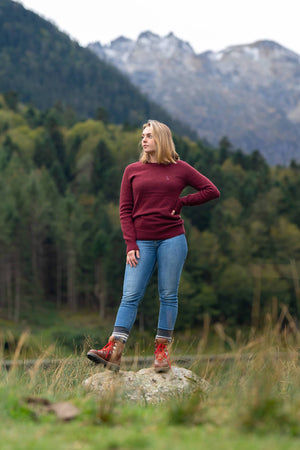 pull éthique femme, col rond, rouge bordeaux, en laine des Pyrénées et coton recyclé, made in France, maison izard