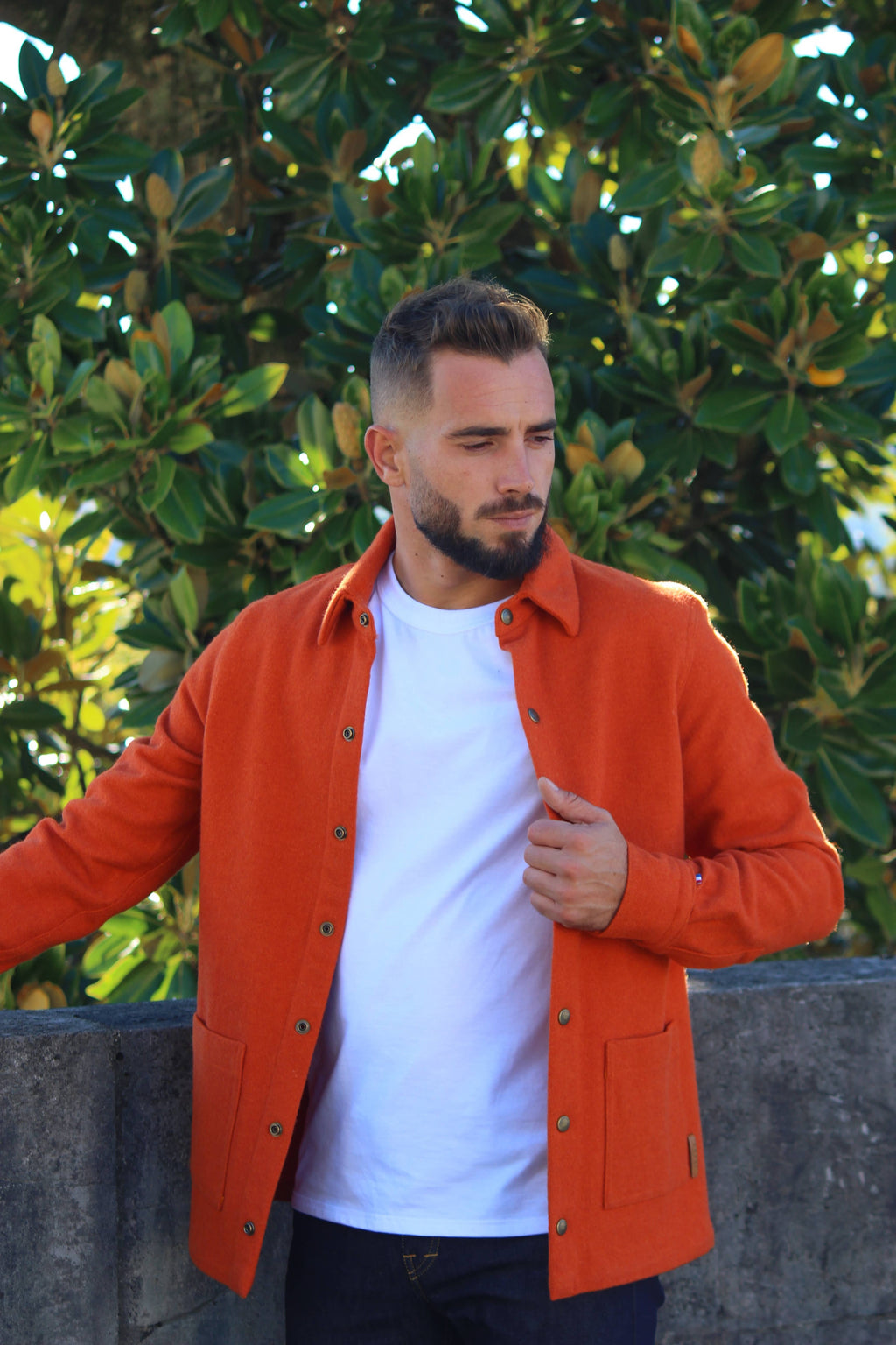 Surchemise homme éthique et responsable♻️, en laine recyclée, orange madarine, made in France🇫🇷, Maison Izard pyrénées
