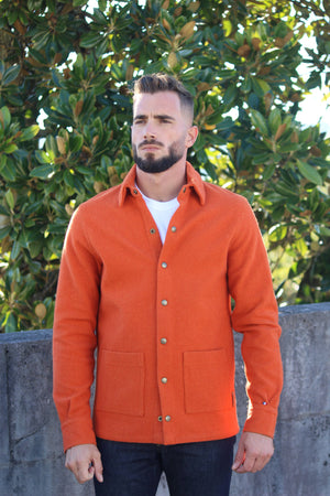 Surchemise homme éthique et responsable♻️, en laine recyclée, orange madarine, made in France🇫🇷, Maison Izard pyrénées